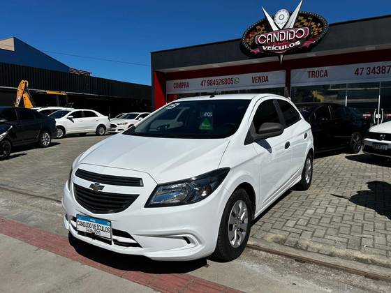 CHEVROLET ONIX 1.0 MPFI JOY 8V FLEX 4P MANUAL CHEVROLET ONIX 1.0 MPFI JOY 8V FLEX 4P MANUAL